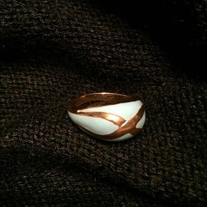 Turquoise and gold ring